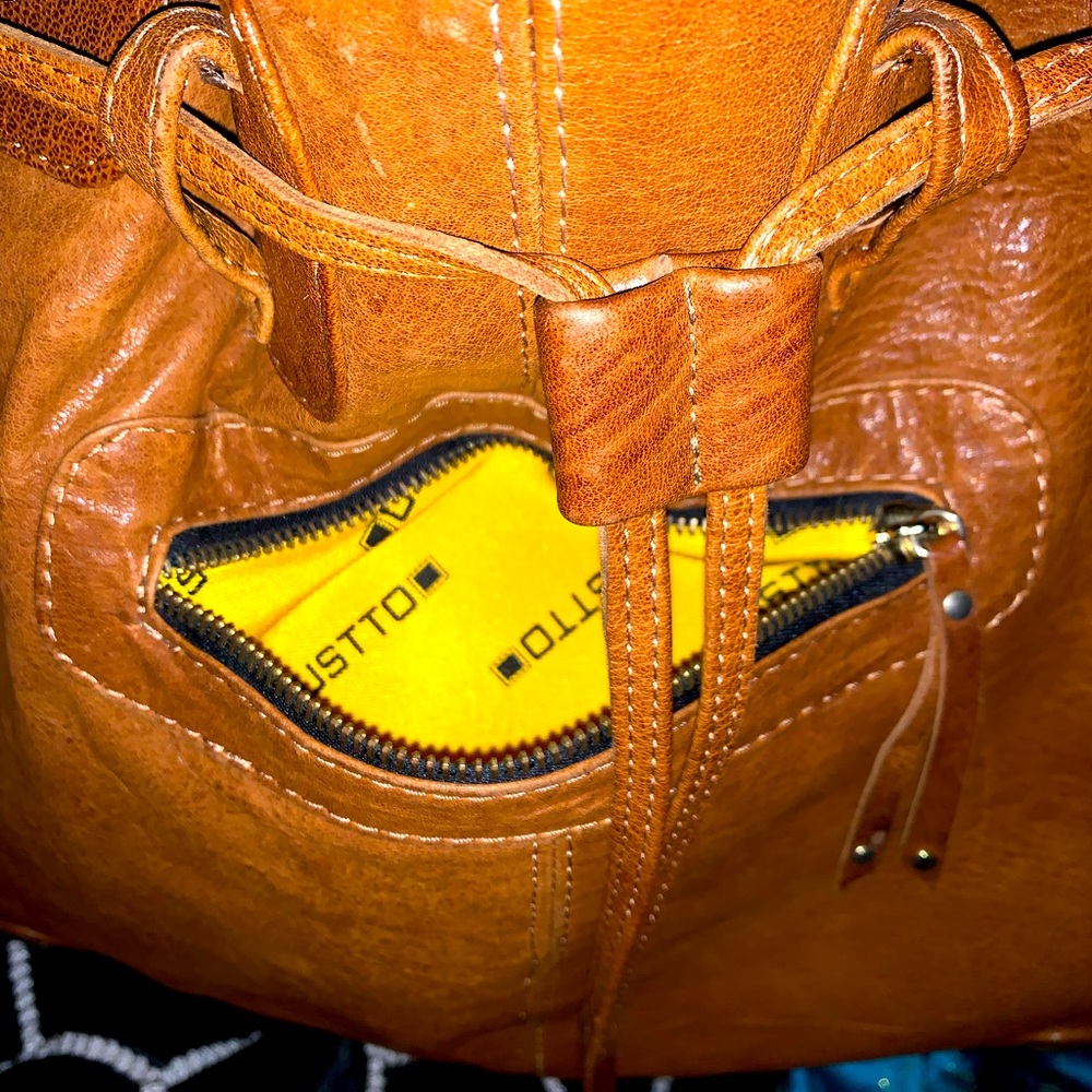 GUSTTO PARINA 100% Italian Fine Leather handbag! Gorgeous Bag ~ FREE SHIPPING! - Picture 5 of 16